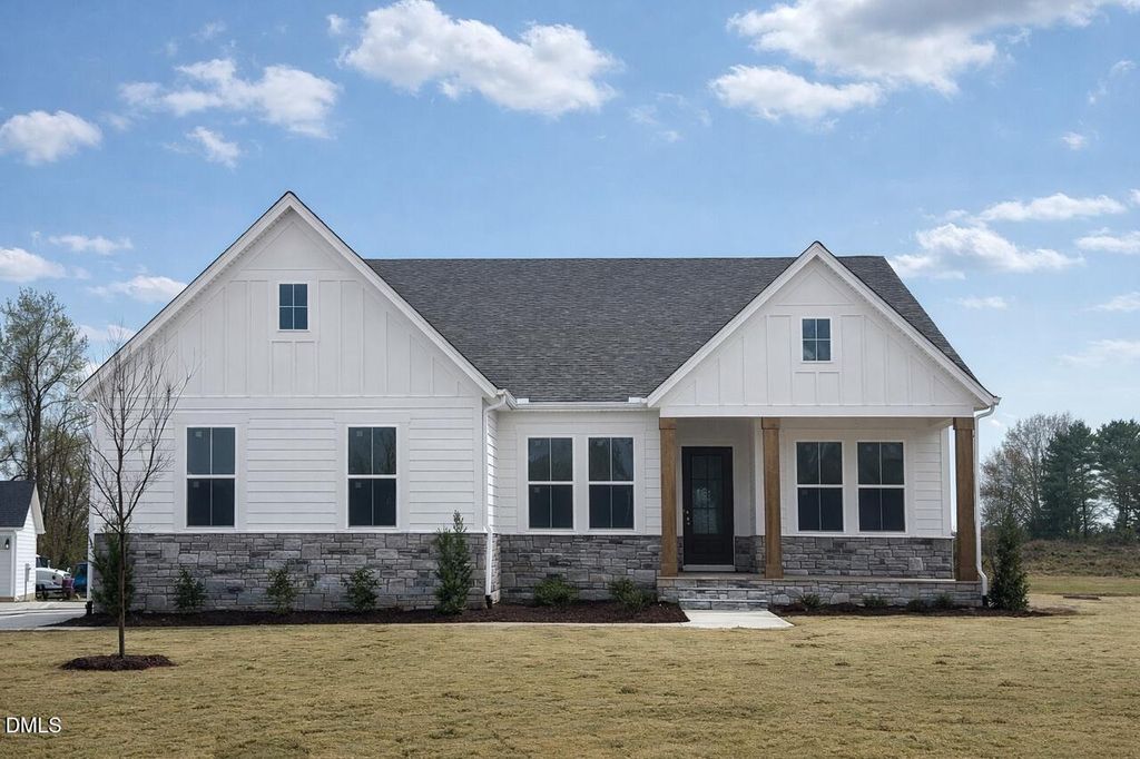 370 Crop Road, Angier, NC 27501