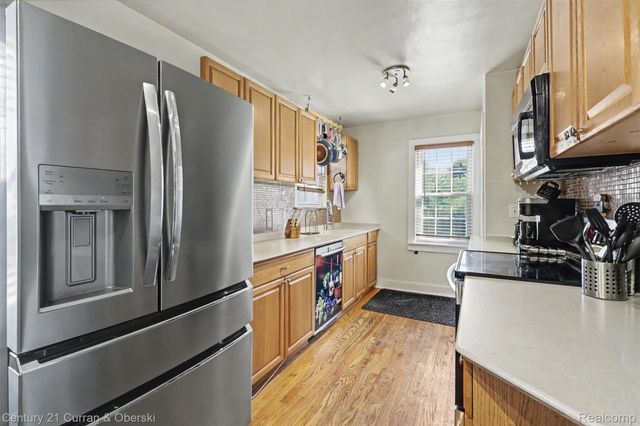 2903 Cornell Street, Dearborn, MI 48124
