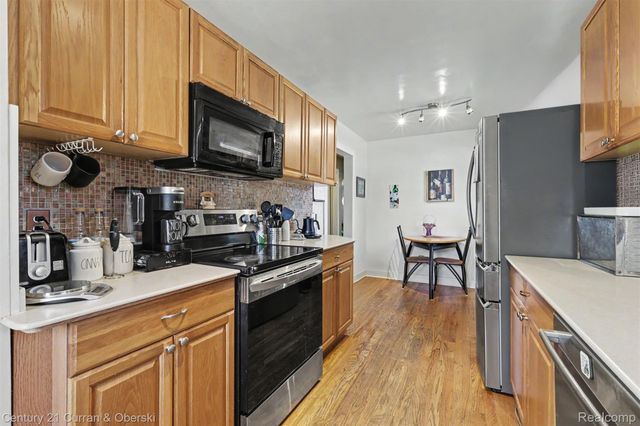 2903 Cornell Street, Dearborn, MI 48124