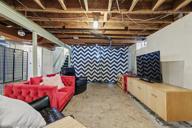 2903 Cornell Street, Dearborn, MI 48124