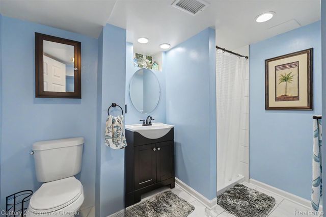2903 Cornell Street, Dearborn, MI 48124
