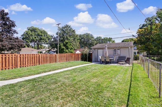2903 Cornell Street, Dearborn, MI 48124