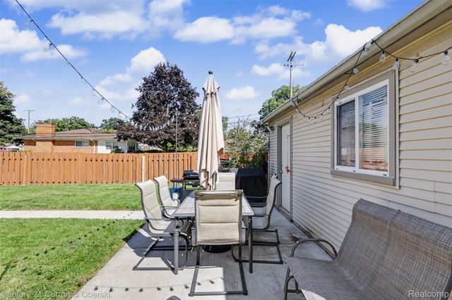 2903 Cornell Street, Dearborn, MI 48124