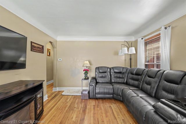2903 Cornell Street, Dearborn, MI 48124