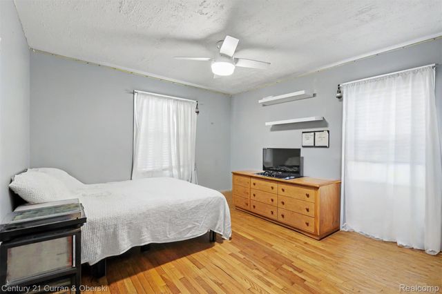 2903 Cornell Street, Dearborn, MI 48124