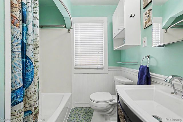 2903 Cornell Street, Dearborn, MI 48124