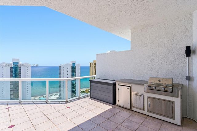 16400 Collins Ave PH41, Sunny Isles Beach, FL 33160
