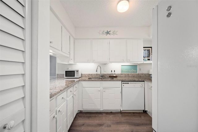 22375 EDGEWATER DRIVE 123, Port Charlotte, FL 33980