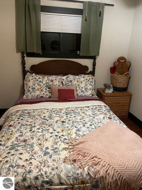 Image 20 of property listing at 6114 Indian Lake Drive, Gladwin, MI 48624