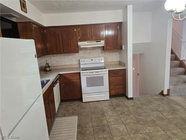 6254 S Perkins Road, Bedford Heights, OH 44146