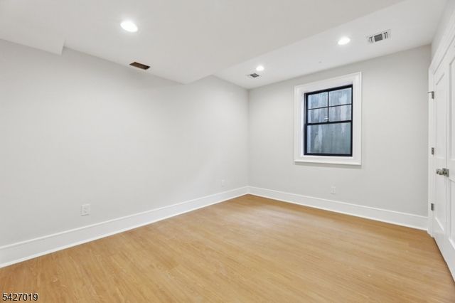 25 Beverly Rd, Madison Boro, NJ 07940