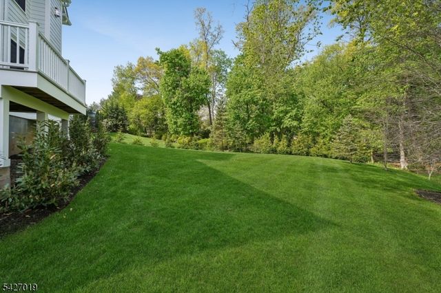 25 Beverly Rd, Madison Boro, NJ 07940