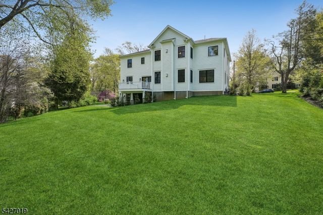 25 Beverly Rd, Madison Boro, NJ 07940