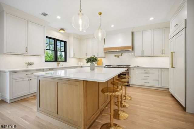 25 Beverly Rd, Madison Boro, NJ 07940