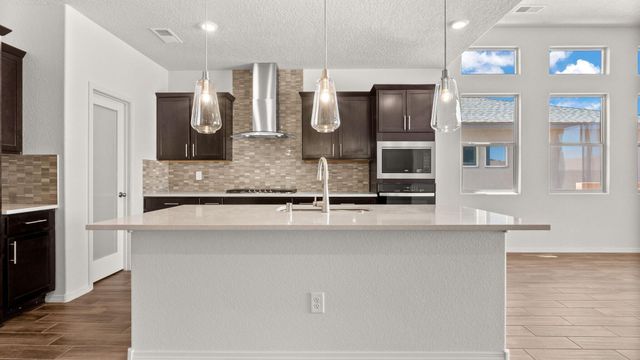 4135 Silver Springs Road NE, Rio Rancho, NM 87144