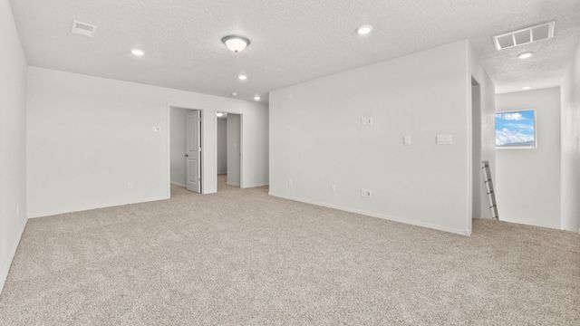 4135 Silver Springs Road NE, Rio Rancho, NM 87144