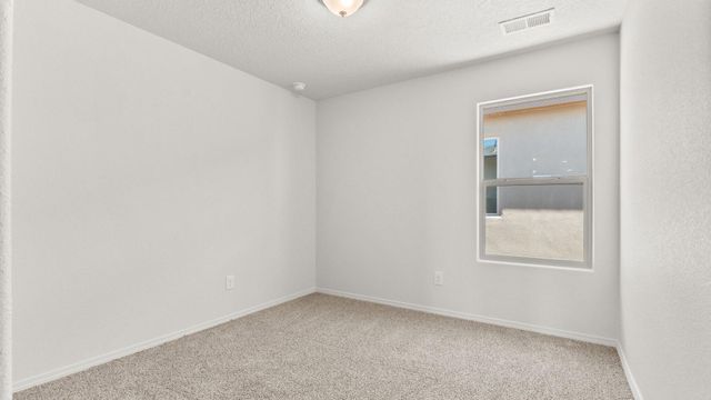 4135 Silver Springs Road NE, Rio Rancho, NM 87144