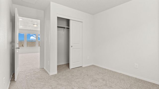 4135 Silver Springs Road NE, Rio Rancho, NM 87144