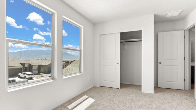 4135 Silver Springs Road NE, Rio Rancho, NM 87144