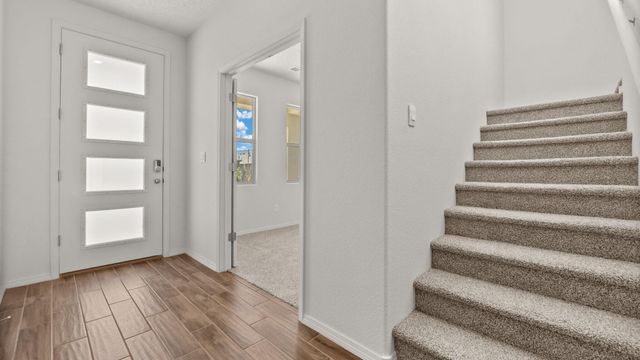 4135 Silver Springs Road NE, Rio Rancho, NM 87144