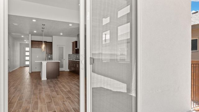 4135 Silver Springs Road NE, Rio Rancho, NM 87144