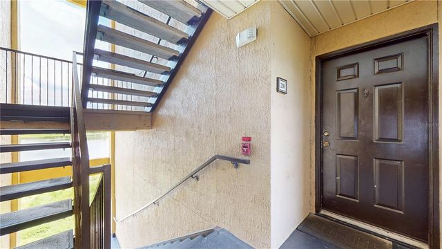 8801 LATREC AVENUE 8208, Orlando, FL 32819