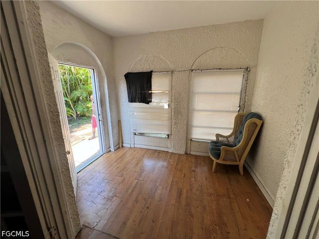 3835 Lake ST, Fort Myers, FL 33901