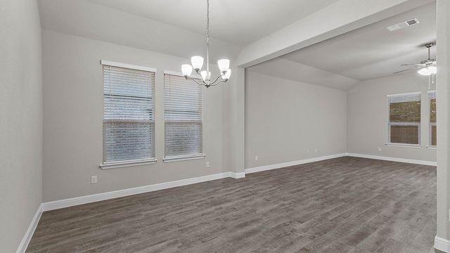 3275 GRAYTON Street, Grand Prairie, TX 76065