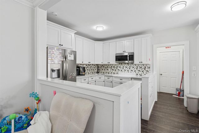 2861 Tilrose Avenue, Oceanside, NY 11572