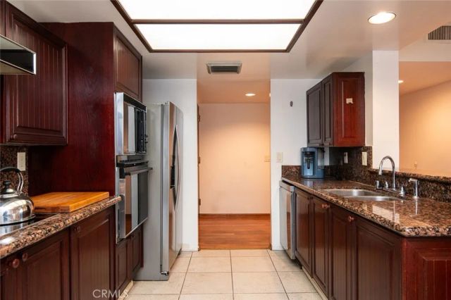 345 Pioneer Drive 801, Glendale, CA 91203