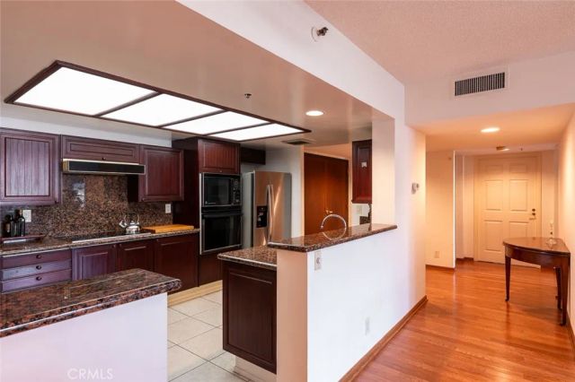 345 Pioneer Drive 801, Glendale, CA 91203