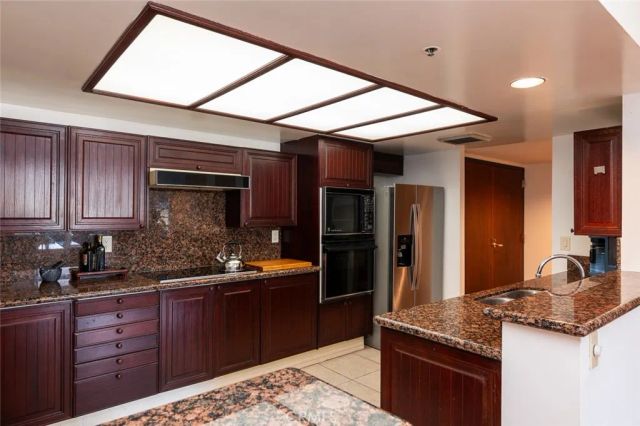 345 Pioneer Drive 801, Glendale, CA 91203