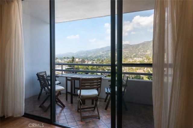 345 Pioneer Drive 801, Glendale, CA 91203