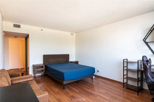 345 Pioneer Drive 801, Glendale, CA 91203