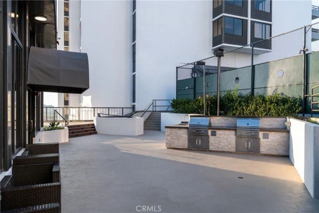 345 Pioneer Drive 801, Glendale, CA 91203