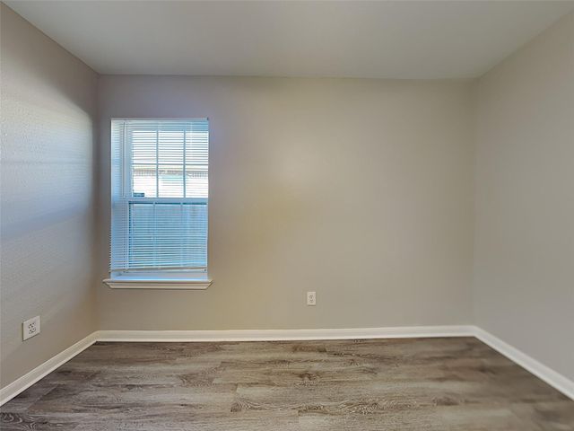 18019 Kinsale Valley Lane, Houston, TX 77060