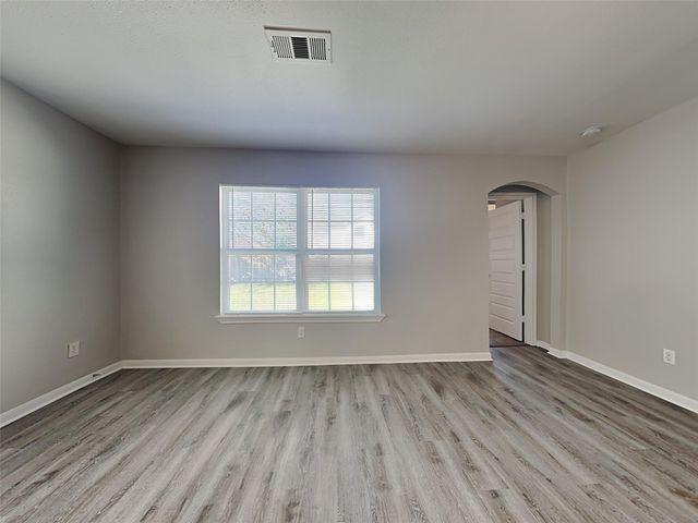 18019 Kinsale Valley Lane, Houston, TX 77060