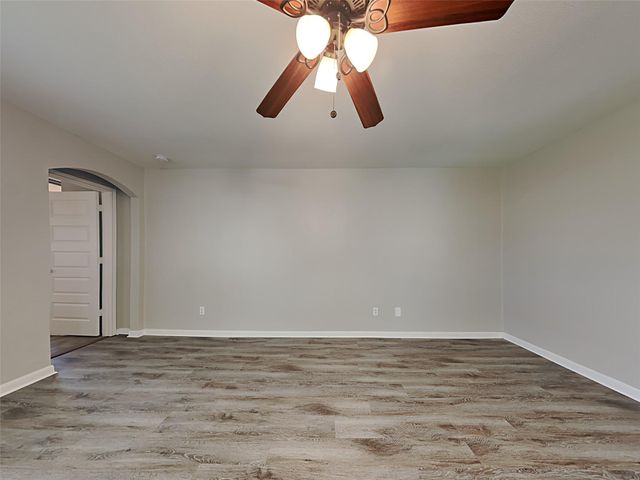 18019 Kinsale Valley Lane, Houston, TX 77060