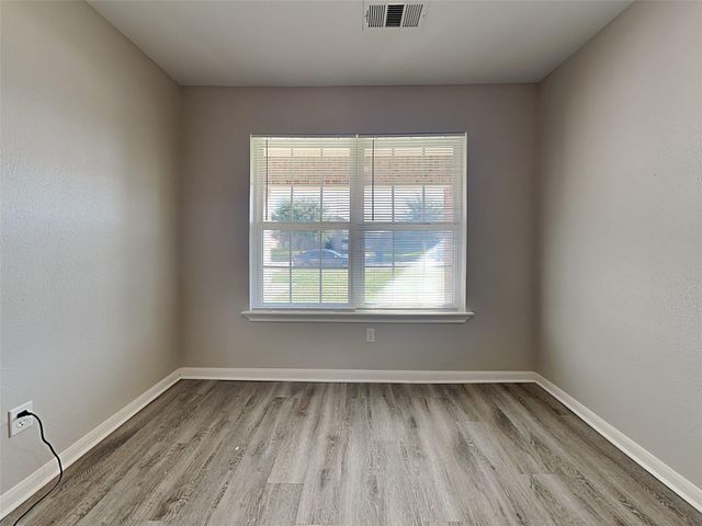 18019 Kinsale Valley Lane, Houston, TX 77060