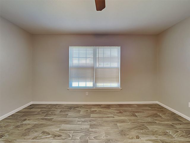 18019 Kinsale Valley Lane, Houston, TX 77060