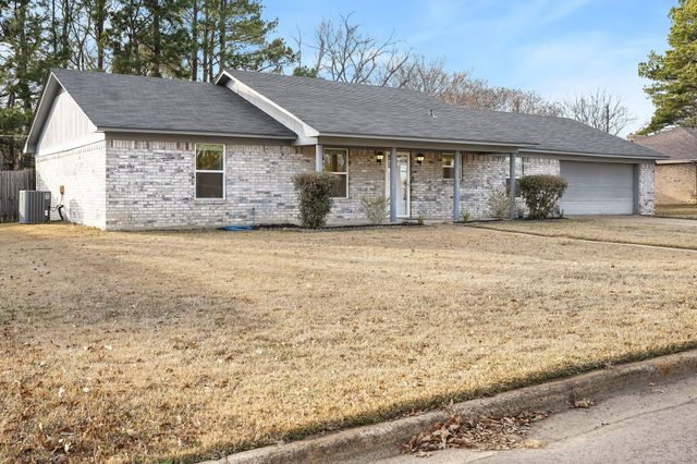 104 Kimberly Street, Sulphur Springs, TX 75482