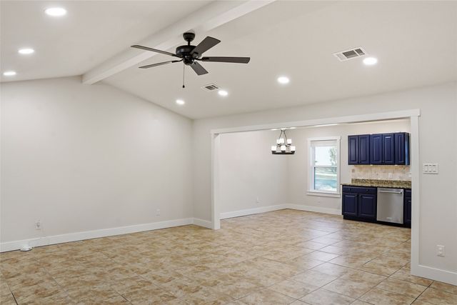 104 Kimberly Street, Sulphur Springs, TX 75482