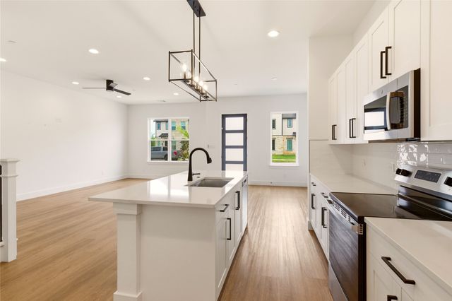 8909 Lowell Street, Rowlett, TX 75089