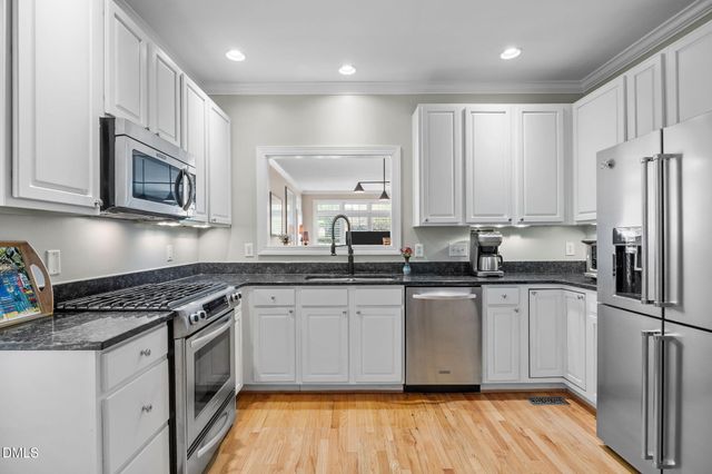 114 S Fields Circle, Chapel Hill, NC 27516