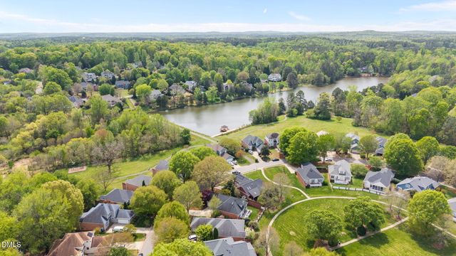 114 S Fields Circle, Chapel Hill, NC 27516