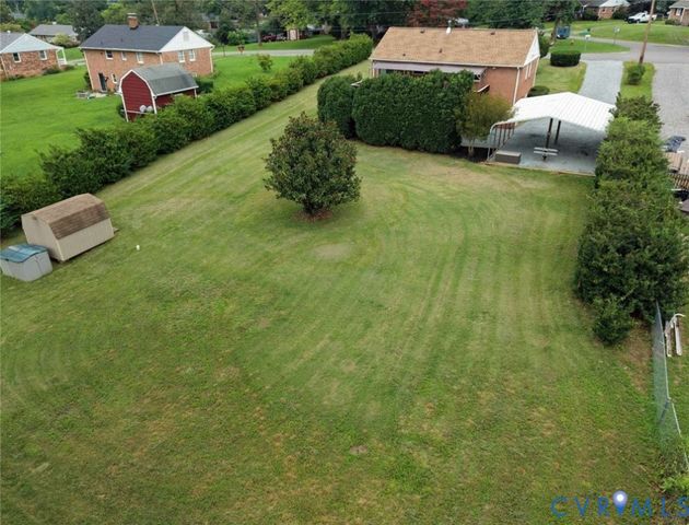 12853 Holly Ln, Manakin Sabot, VA 23103
