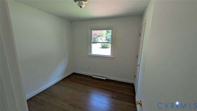 12853 Holly Ln, Manakin Sabot, VA 23103