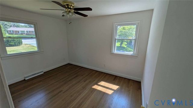 12853 Holly Ln, Manakin Sabot, VA 23103