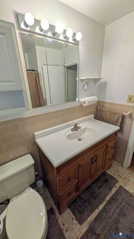 12853 Holly Ln, Manakin Sabot, VA 23103