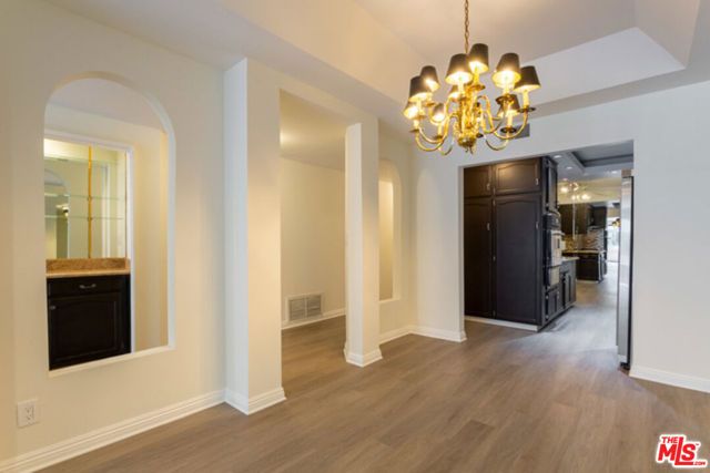 8455 Fountain Avenue 520, West Hollywood, CA 90069